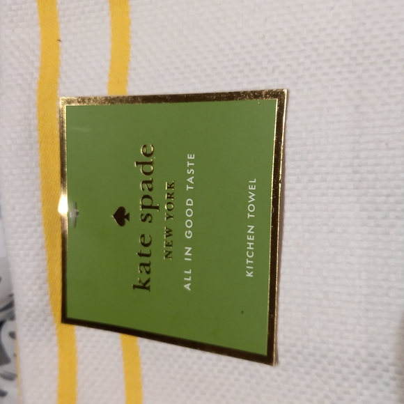 SOLD: Kate Spade 2pk kitchen towels NWT - Picture 2 of 6